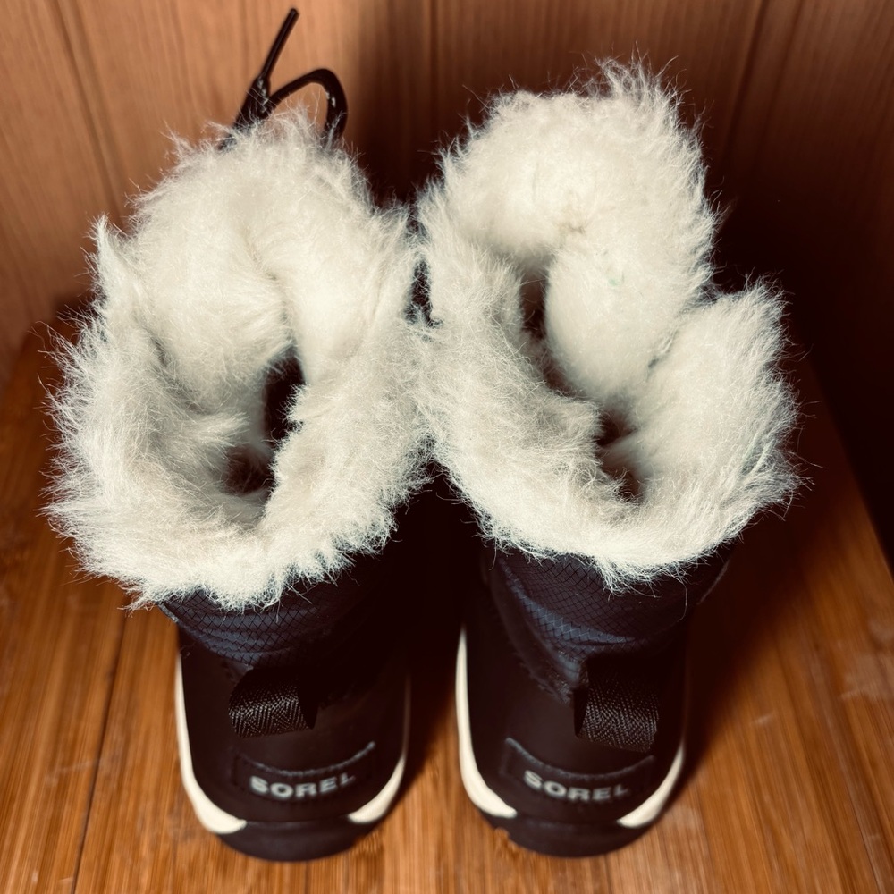 SOREL Women's Whitney Short Lace-up Waterproof Insulated Winter Boots Black 8.5 - Picture 10 of 16